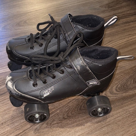Pacer GTX-500 Quad Roller Skates – Size 7 - Picture 4 of 8
